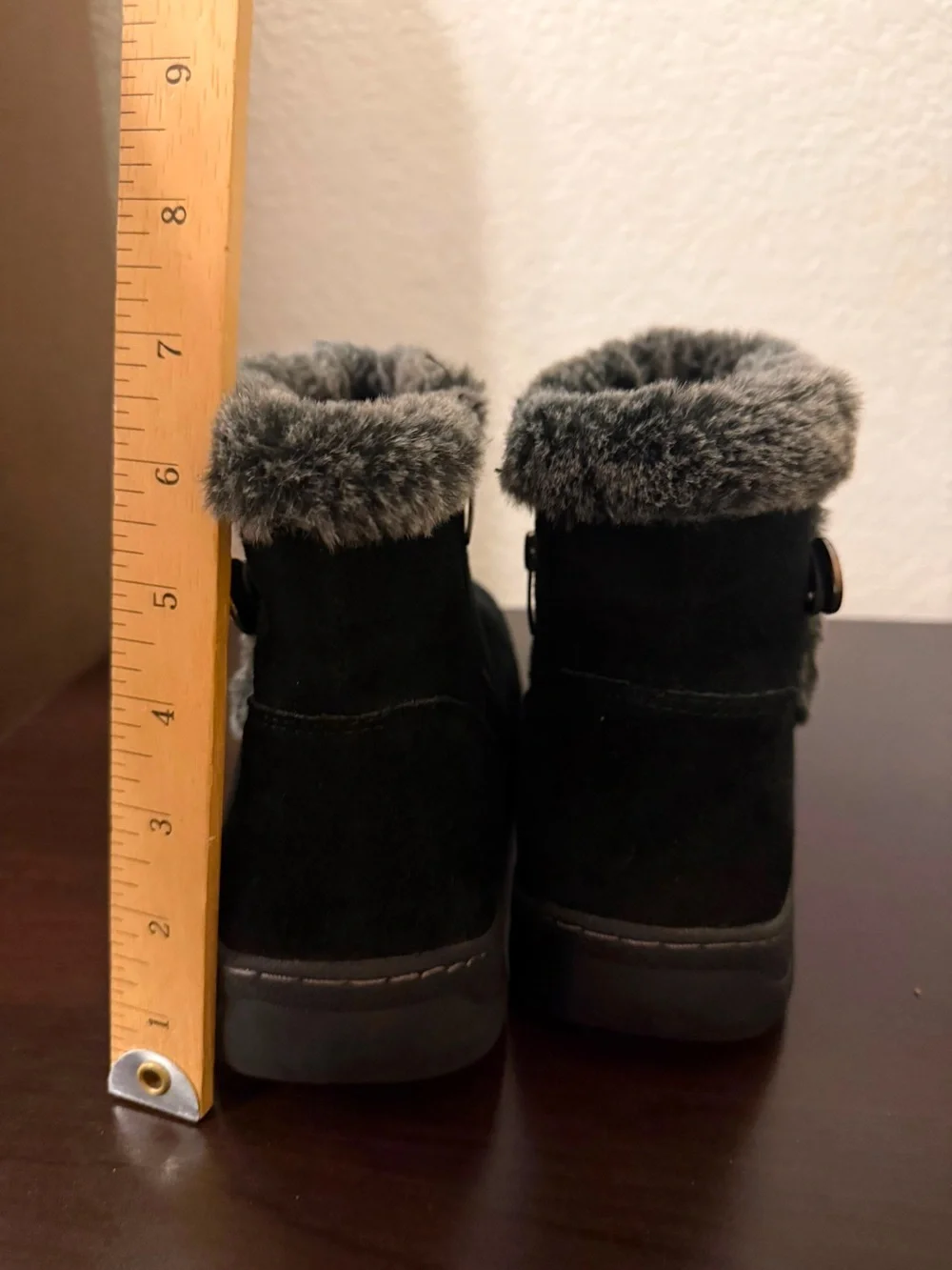 KHOMBU Size 9 M Black Suede GRACIE Faux Fur Trim Lined Side Zip Ankle Boots